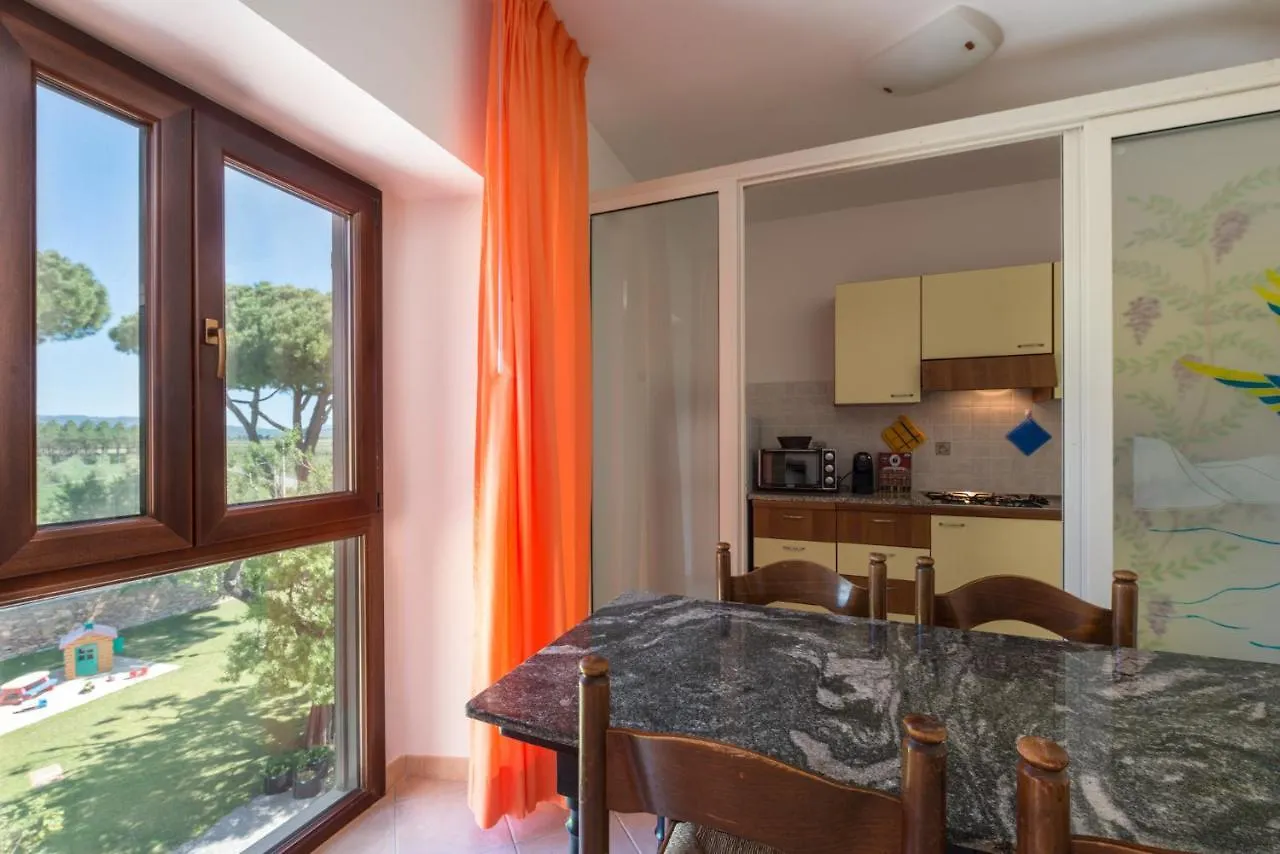 Agriturismo Le Vecchie Scuole Campiglia Marittima 0*,  Itálie