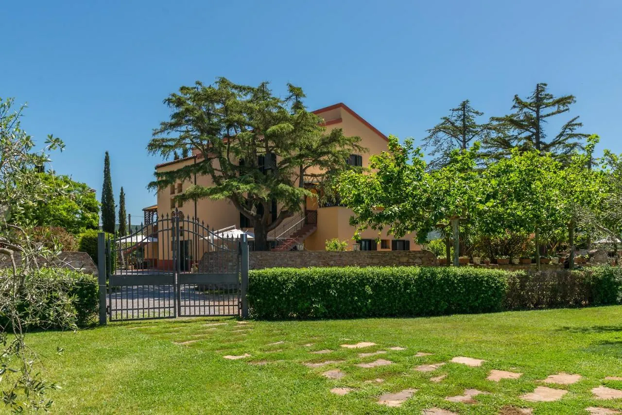 Apartment Agriturismo Le Vecchie Scuole Campiglia Marittima Italy