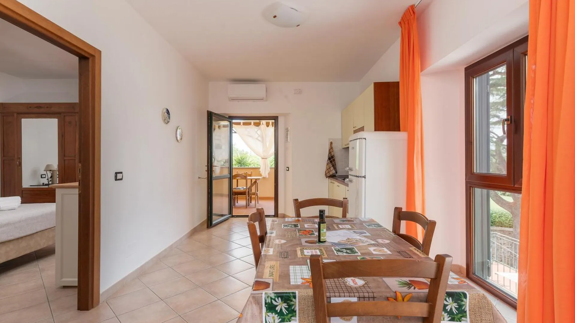 Apartment Agriturismo Le Vecchie Scuole Campiglia Marittima Italy